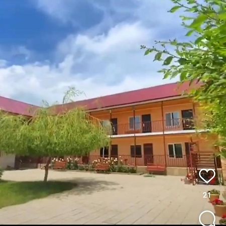 Altynai Guest House Tsjolpon-Ata Eksteriør bilde